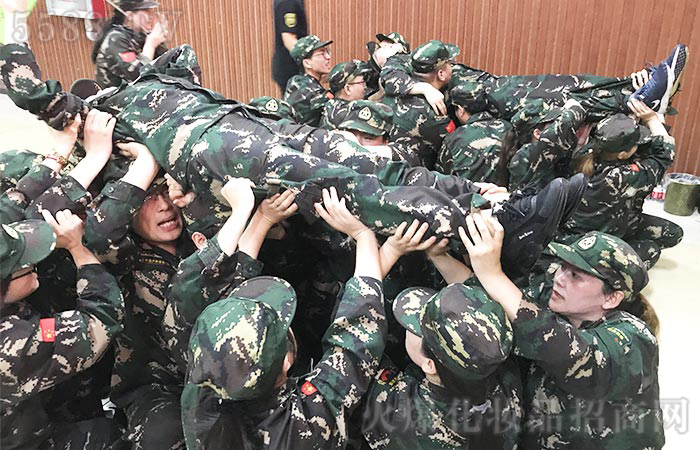 努力到無能為力,拼搏到感動(dòng)自己 努力到無能為力,拼搏到感動(dòng)自己