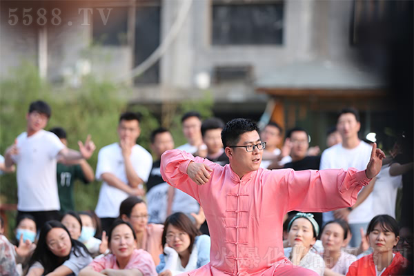 傳承紅色基因,學習國學經(jīng)典,火爆網(wǎng)2021老君山之旅! 傳承紅色基因,學習國學經(jīng)典,火爆網(wǎng)2021老君山之旅!